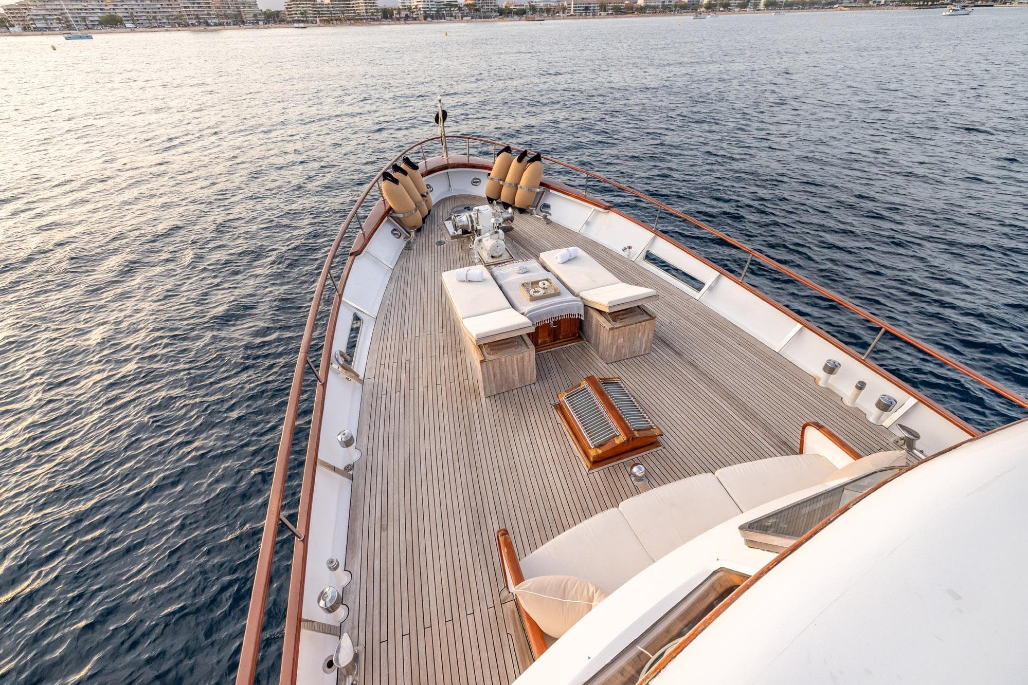 1963 Feadship Classic Canoe Stern - 52