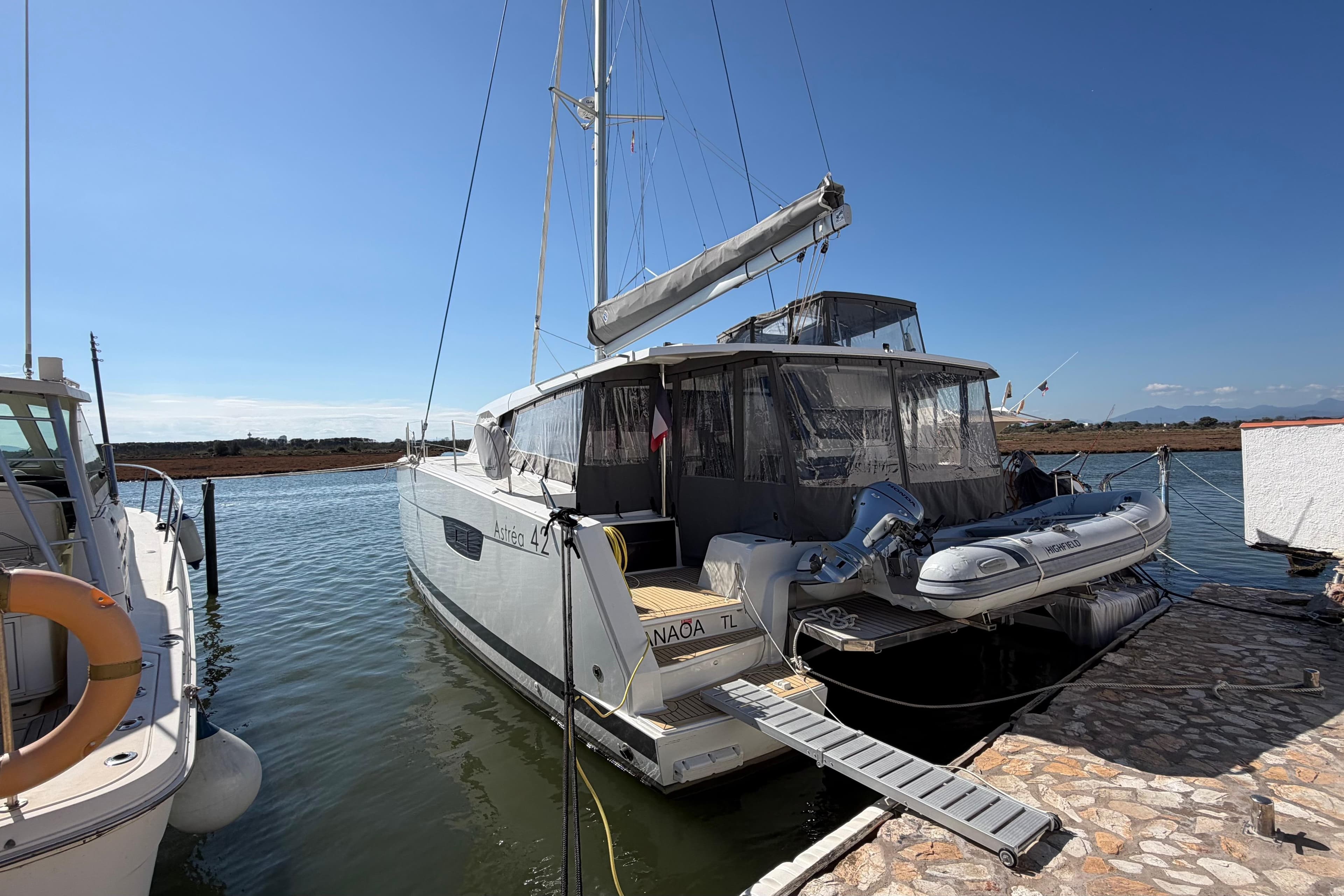 Fountaine Pajot Astréa 42 - Extérieur