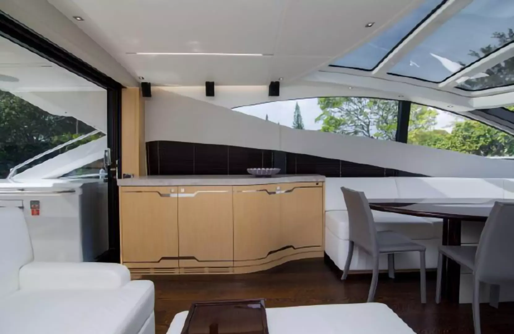 2018 Sunseeker Predator - Image 24