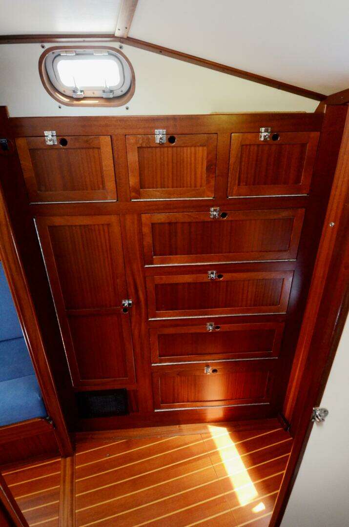 2010 Lavranos 43 - Image 31