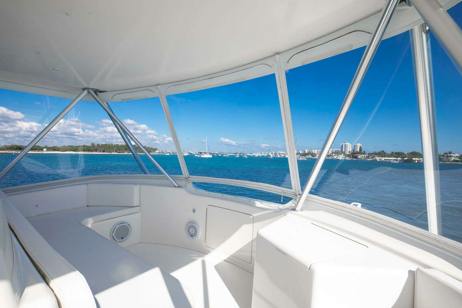 2007 Viking 56 Convertible - Image 15