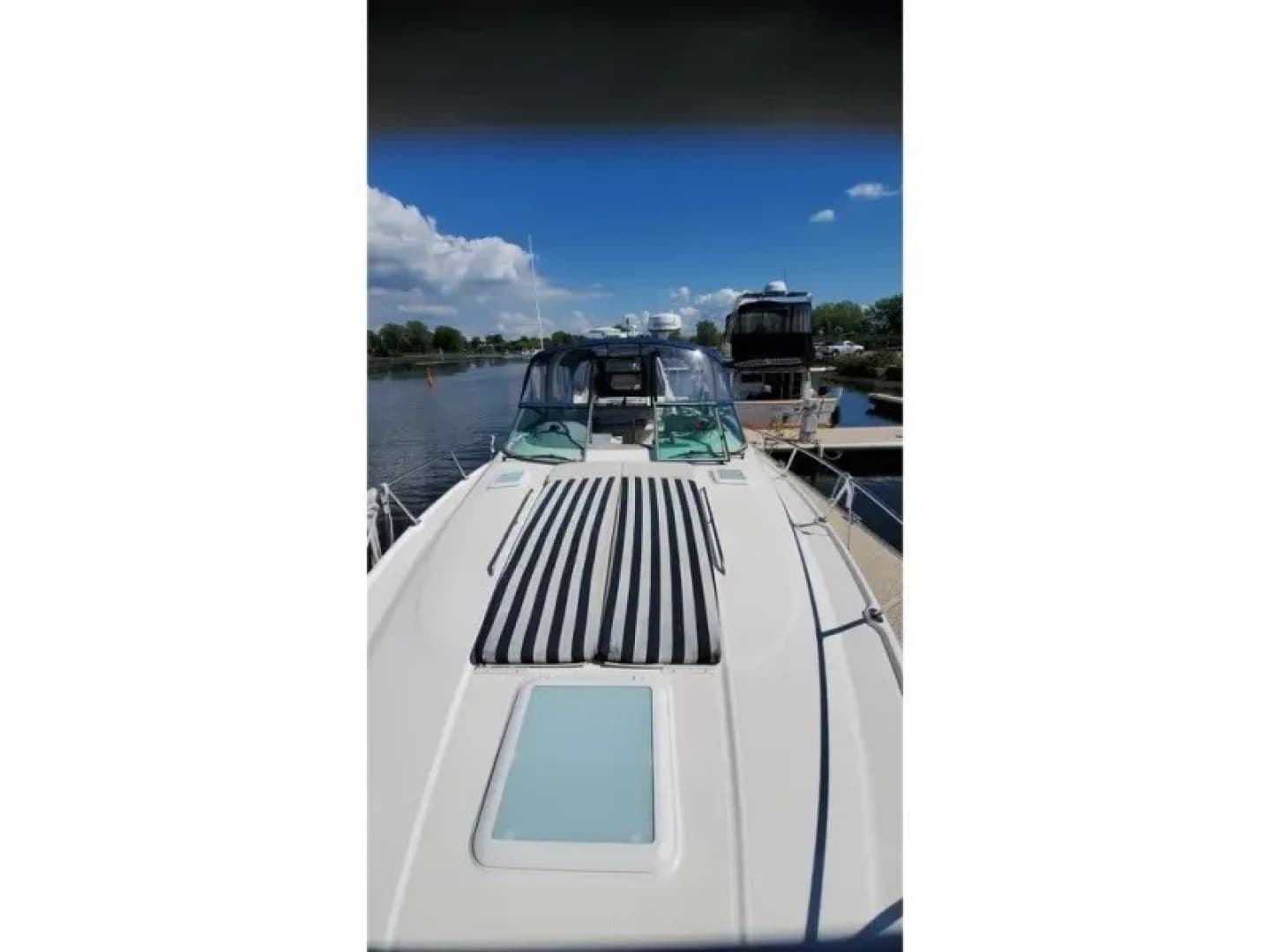 2006 Bayliner 325 - Image 6