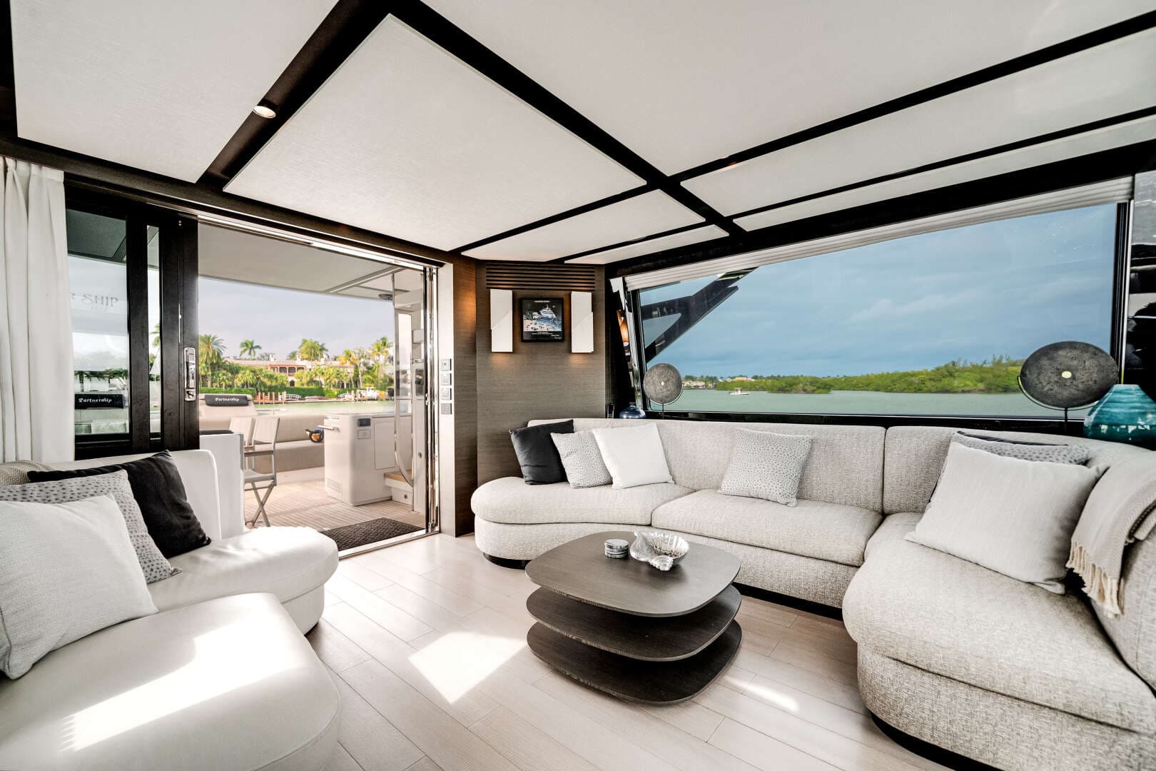 2020 Azimut S8 - Image 30