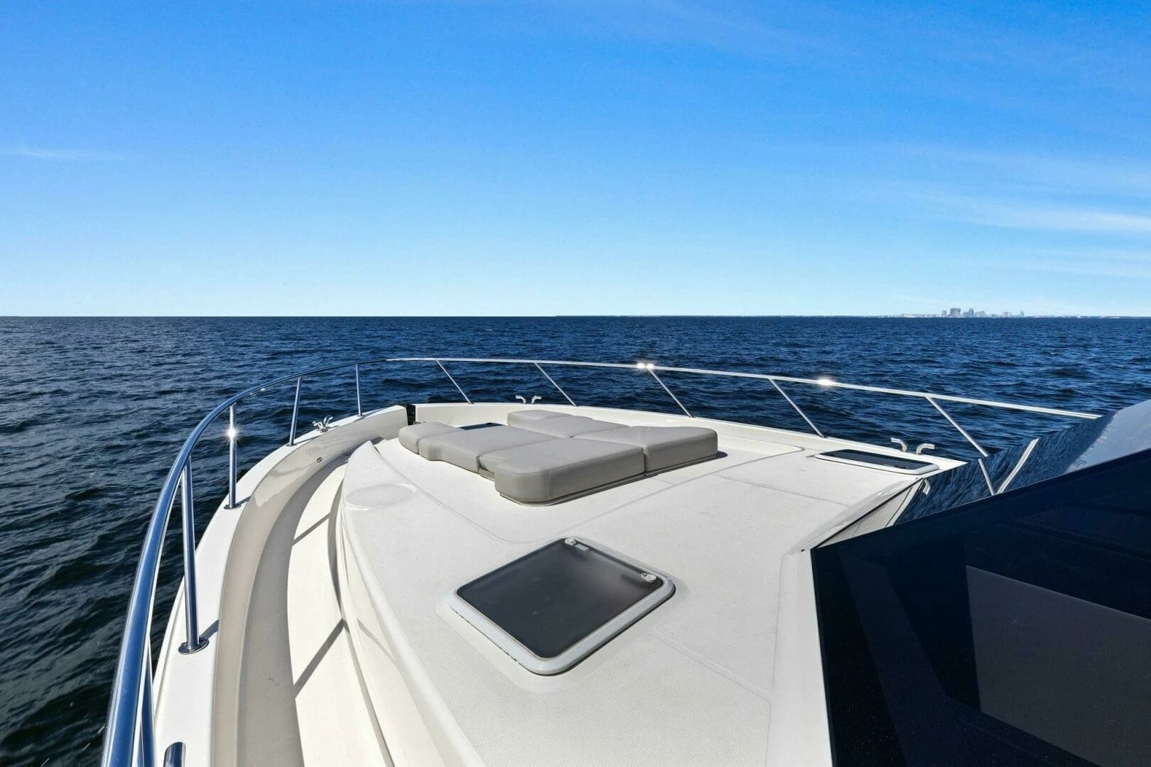 2025 Maritimo M600 - Image 32