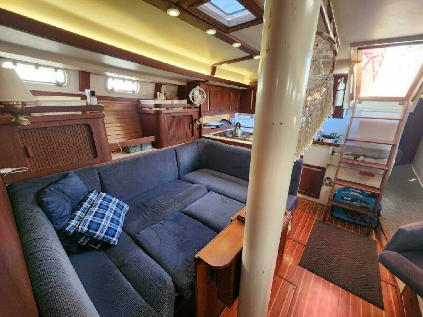 1990 Catalina Morgan Classic 41 - Image 5