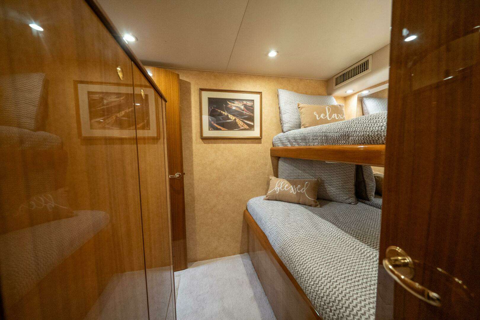 2006 Viking 68 Convertible - Image 46