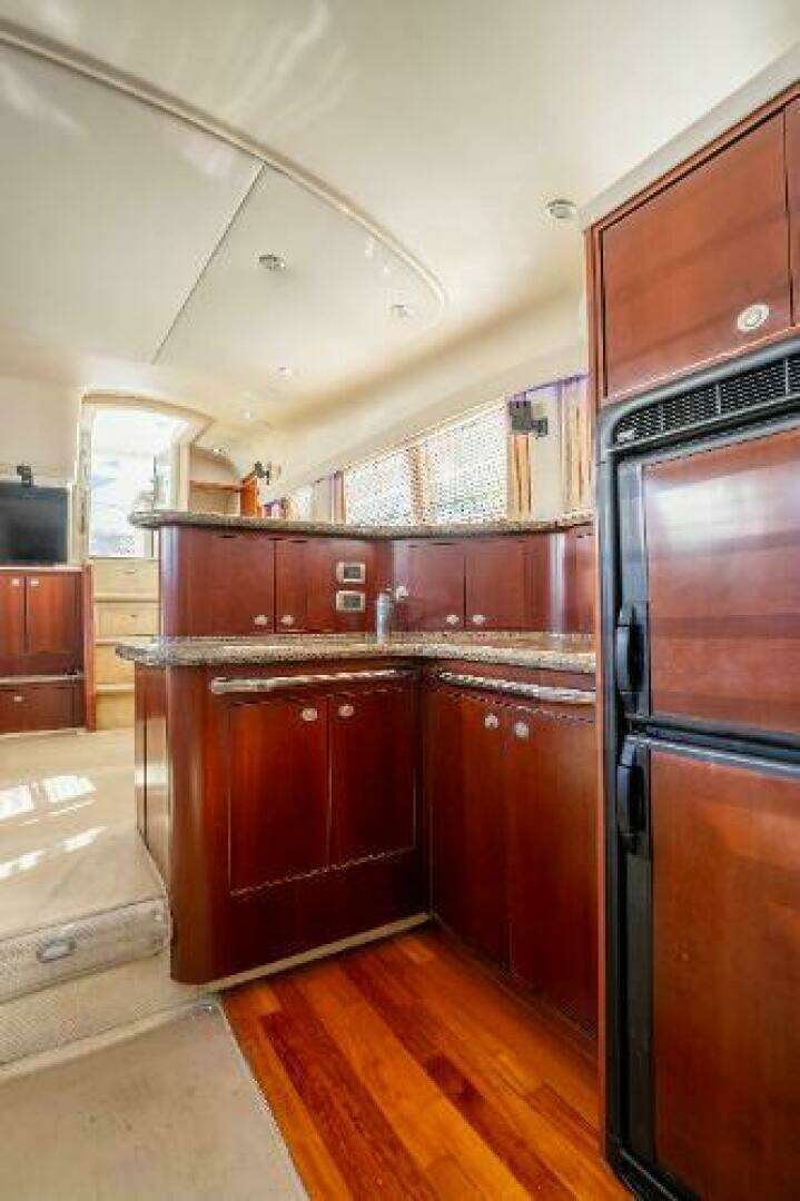 2005 Sea Ray 480 Motor yacht - Image 33