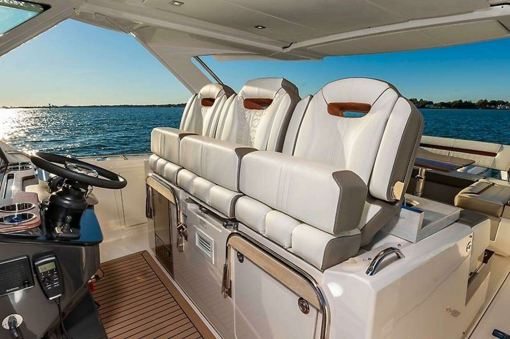 2023 Tiara Yachts 38 LS - Image 11