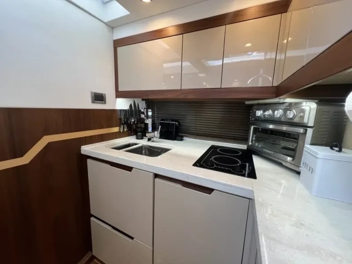 2016 Galeon 405 HTS - Image 18