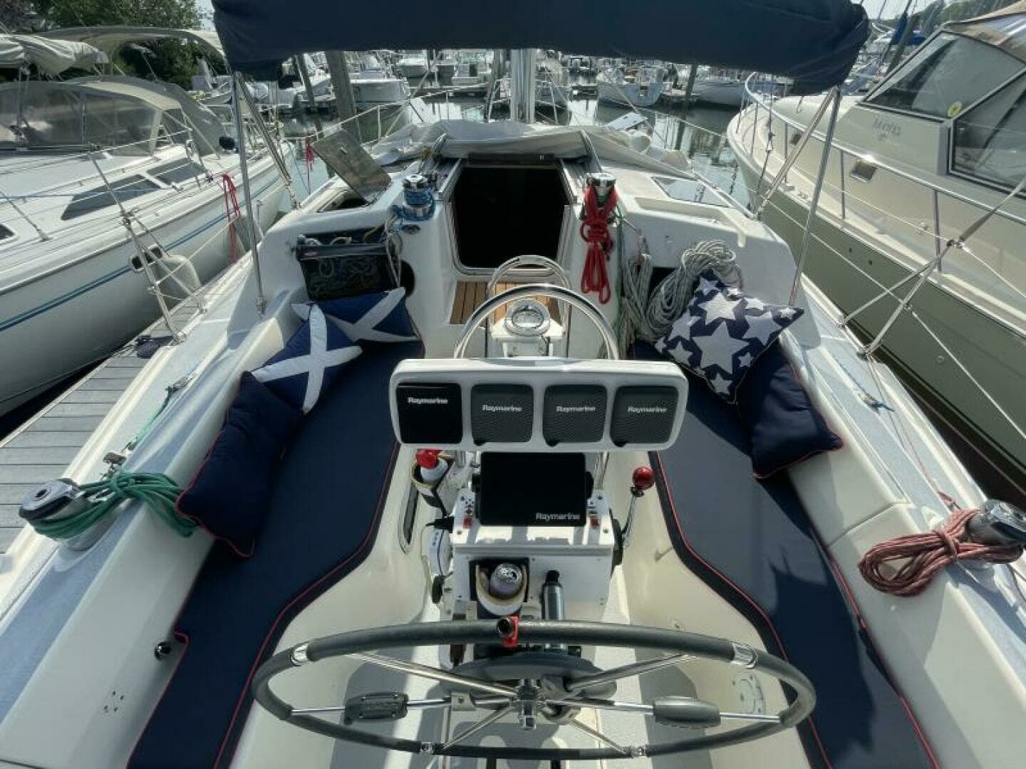 1991 Hunter 36 Vision - Image 21