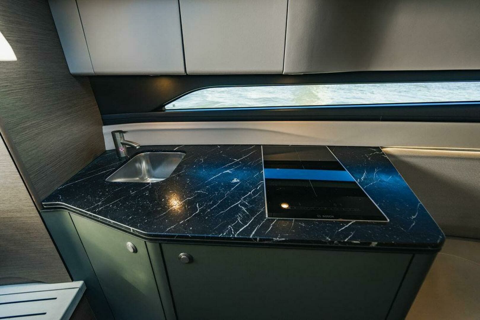2020 Princess R35 - Image 22