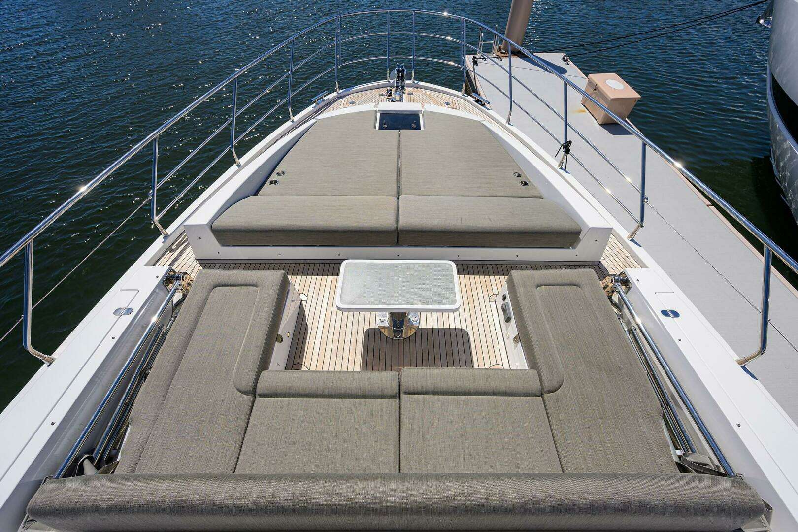 2019 Azimut S7 - Image 52