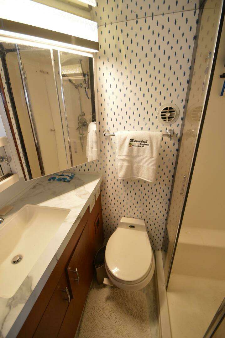 1995 Ocean 48 Cockpit Motor Yacht - Image 37