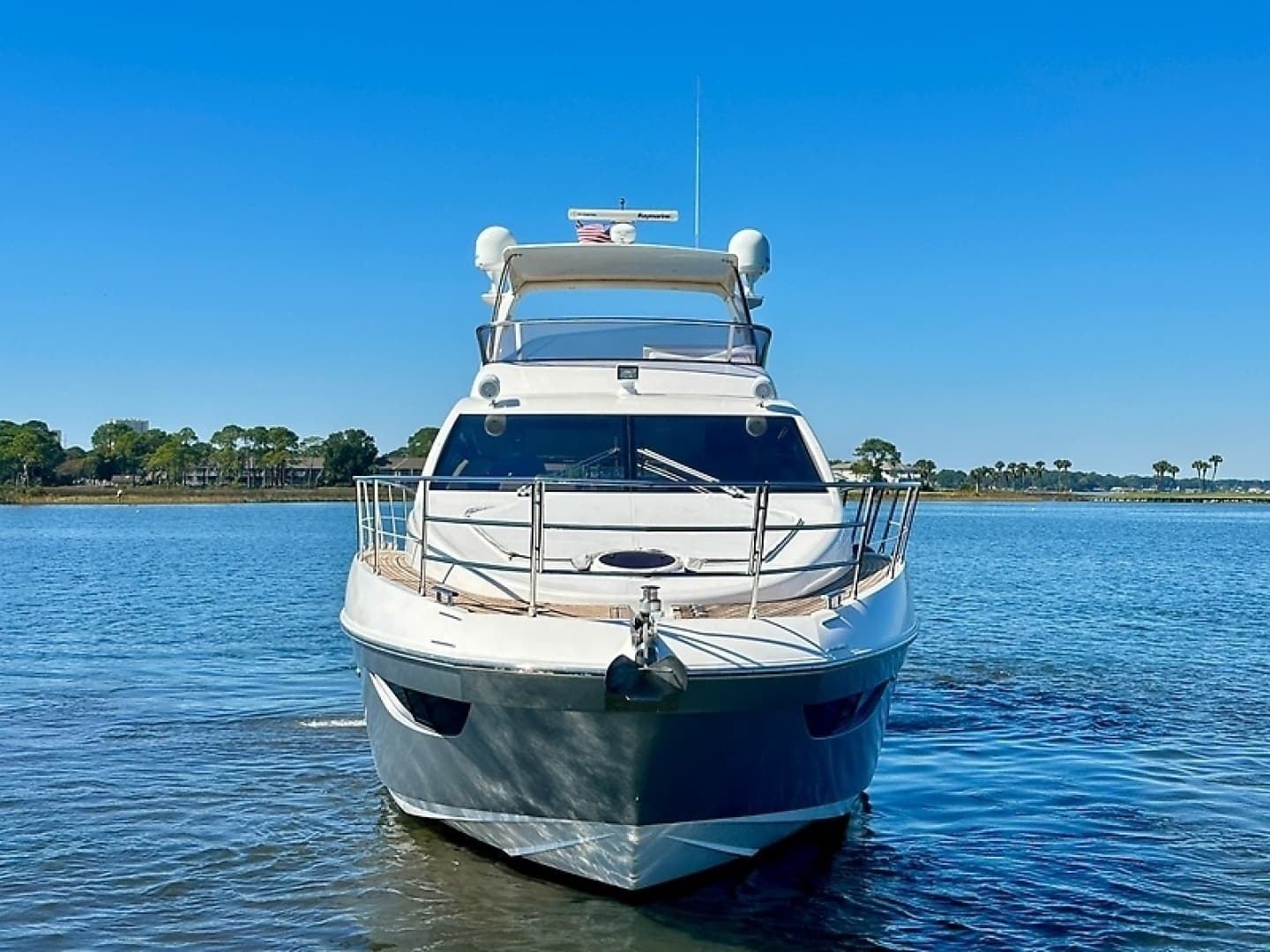 2011 Azimut FlyBridge - Image 7