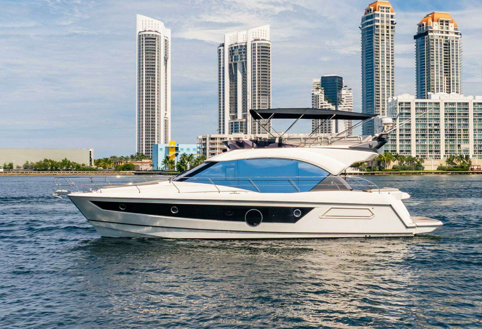 2021 Beneteau Monte Carlo 52 - Image 14
