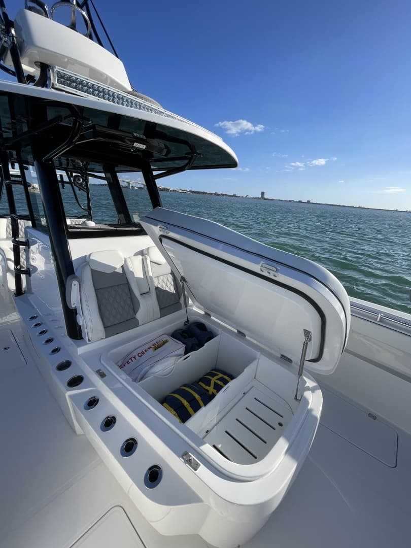 2023 Invincible 33 Catamaran - Image 28