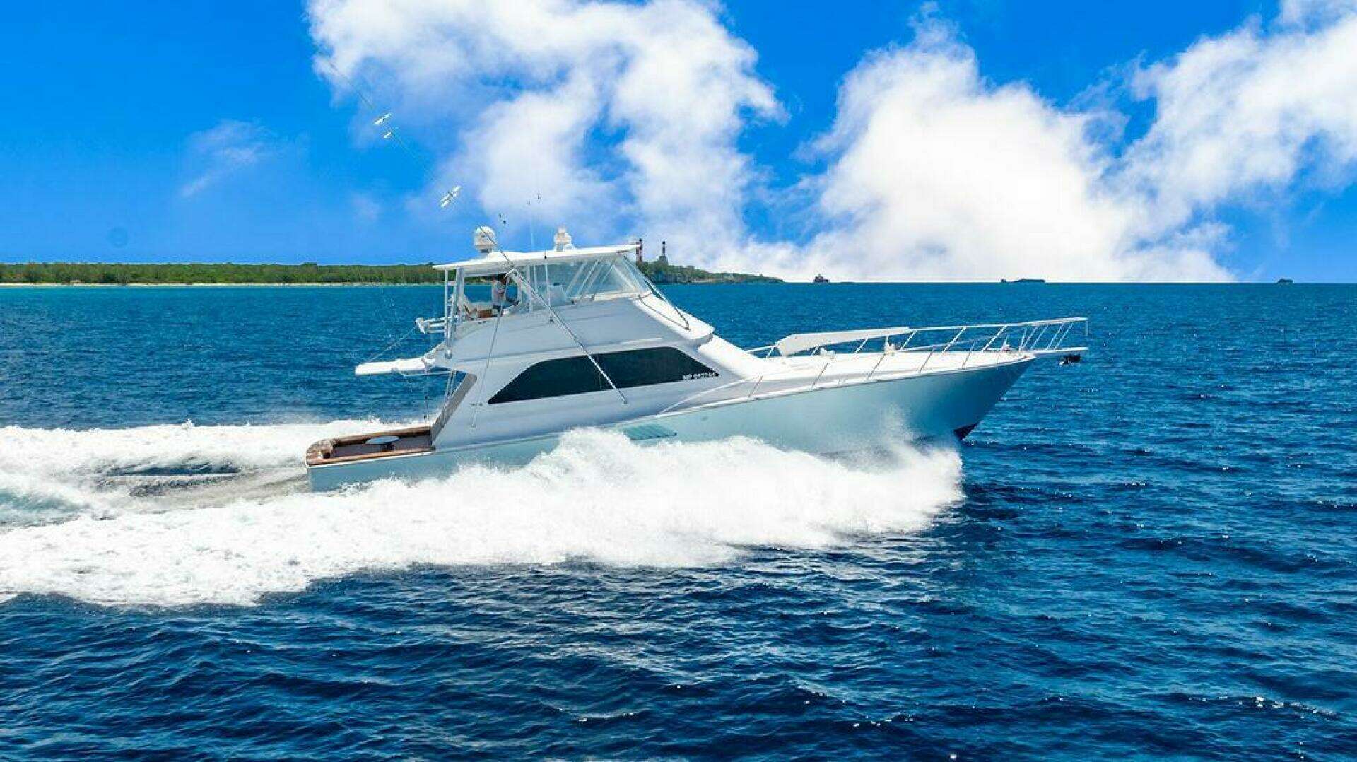 1999 Viking 55 Convertible - Image 35