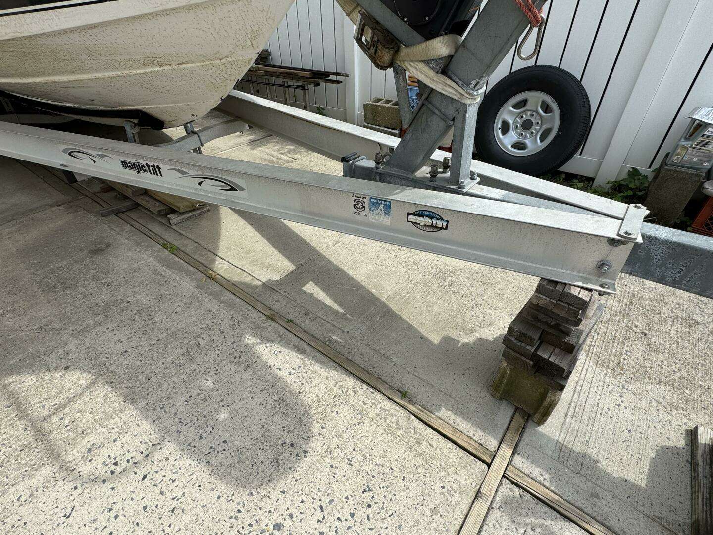 1999 Robalo 2640 - Image 8