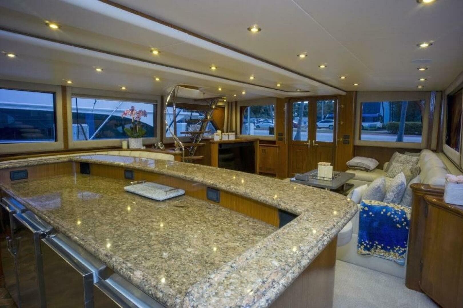 2005 Sea Force IX Enclosed Flybridge - Image 25