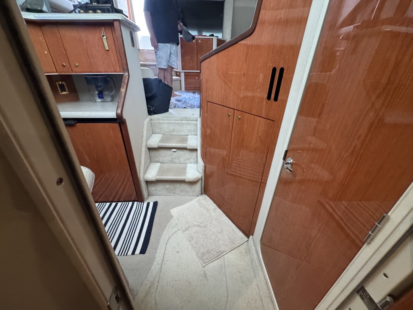2001 Sea Ray 380 Aft Cabin - Image 74