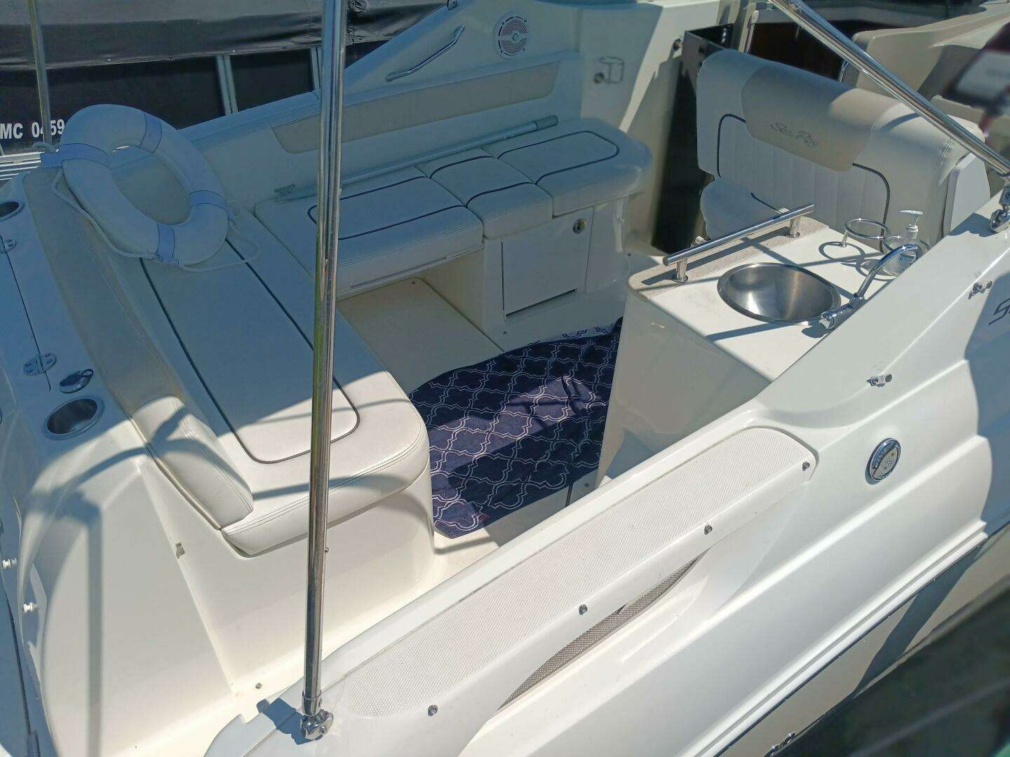 2010 Sea Ray 260 Sundancer - Image 5