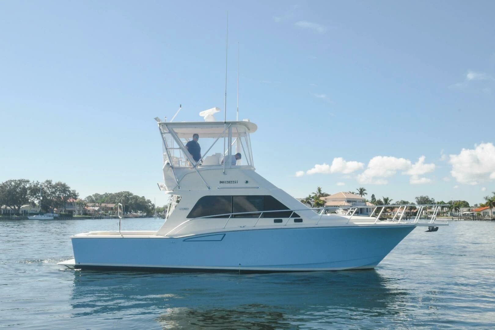 2001 Cabo 35 Flybridge - Image 33