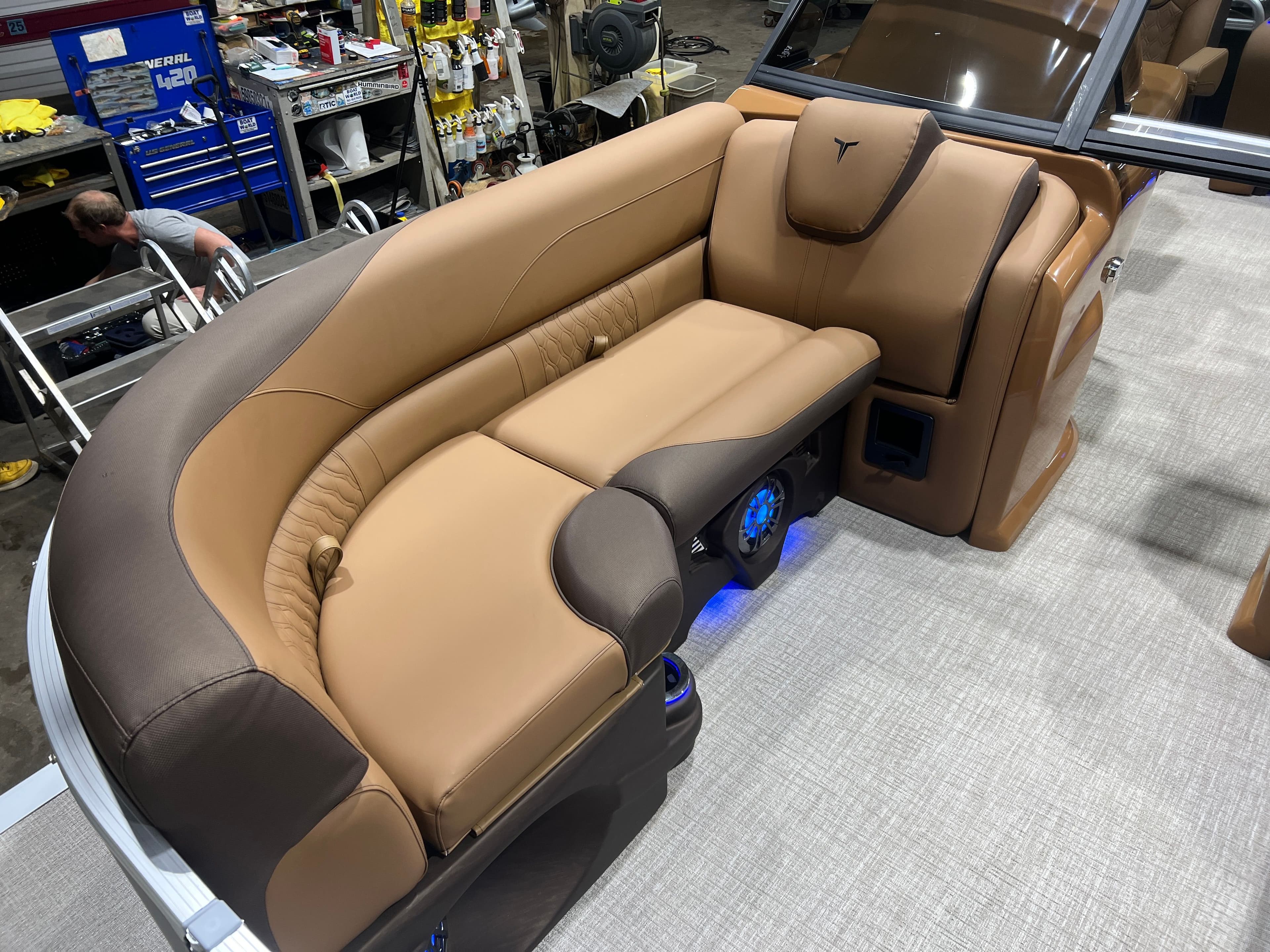2026 Tahoe 2026 Tahoe LTZ 300HP VRB WINDSHIELD SWINGBACK $69995 - 7