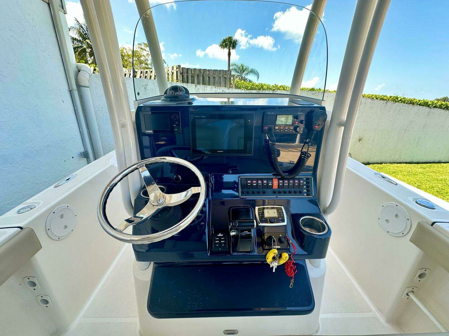 2016 Pursuit C 238 Center Console - Image 44