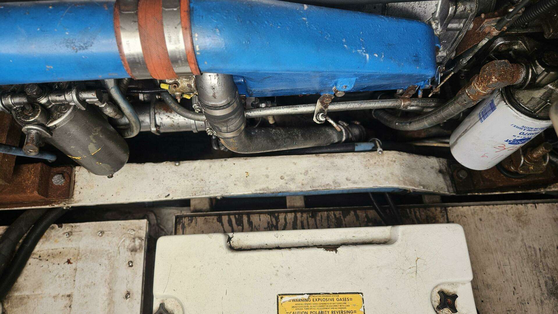 1990 Trojan 11M Express - Image 40