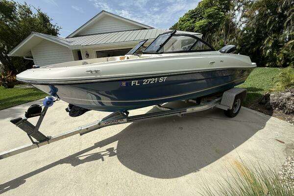 2019 Bayliner VR4 - Image 1