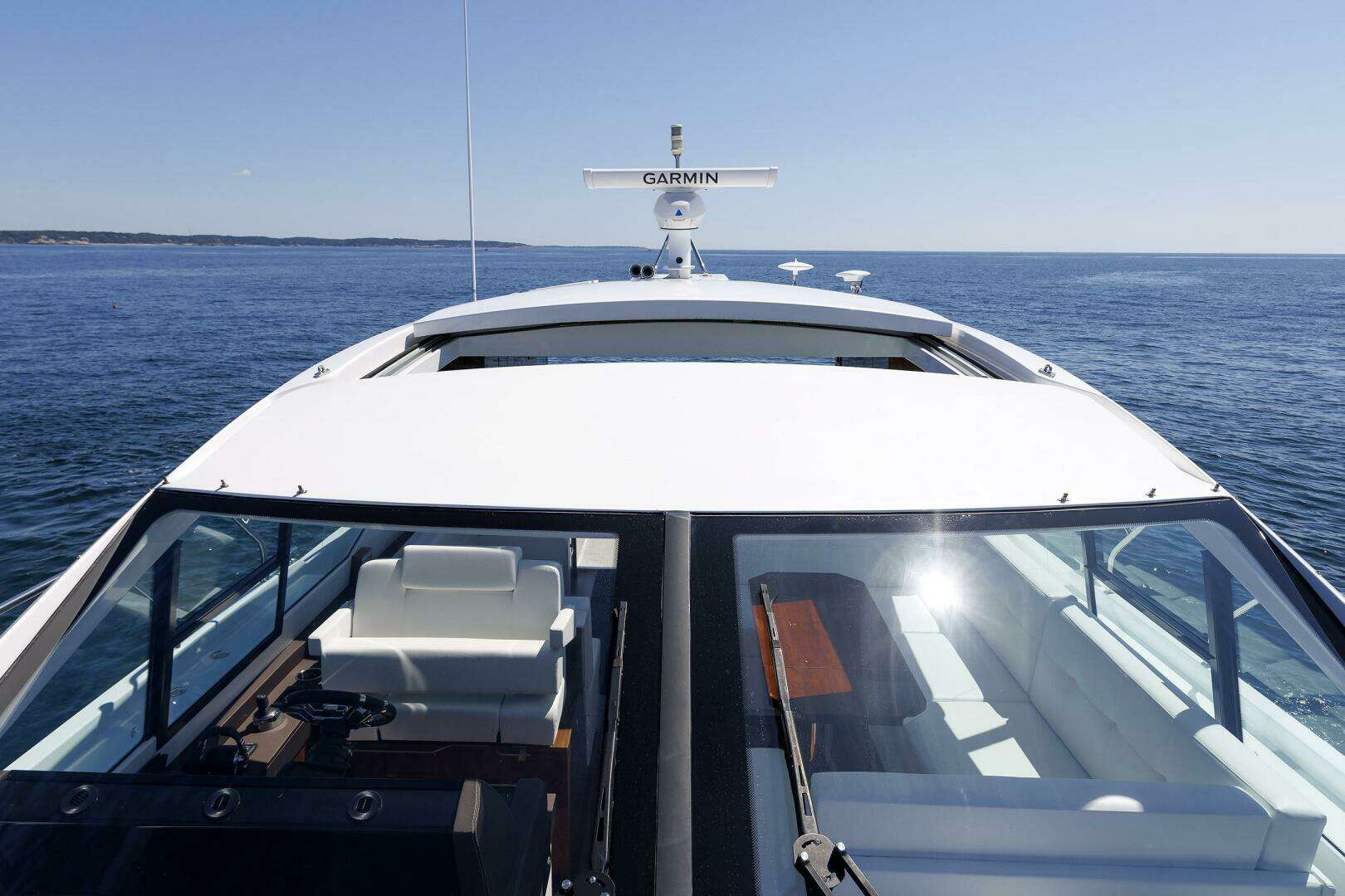 2021 Cruisers Yachts — - Image 51