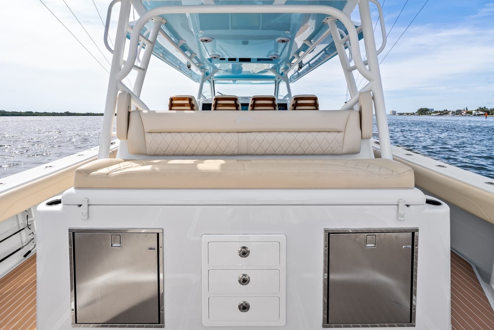2024 Yellowfin 54 Offshore - Image 39