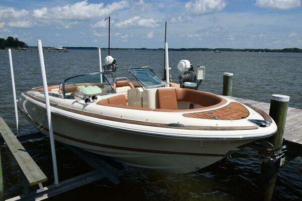 2014 Chris-Craft 25 Launch - Image 1