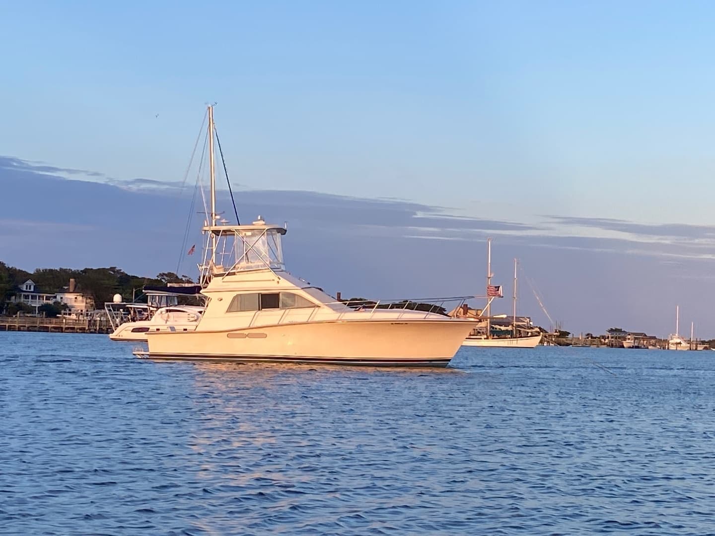 1988 Pacemaker 36 Convertible - Image 2