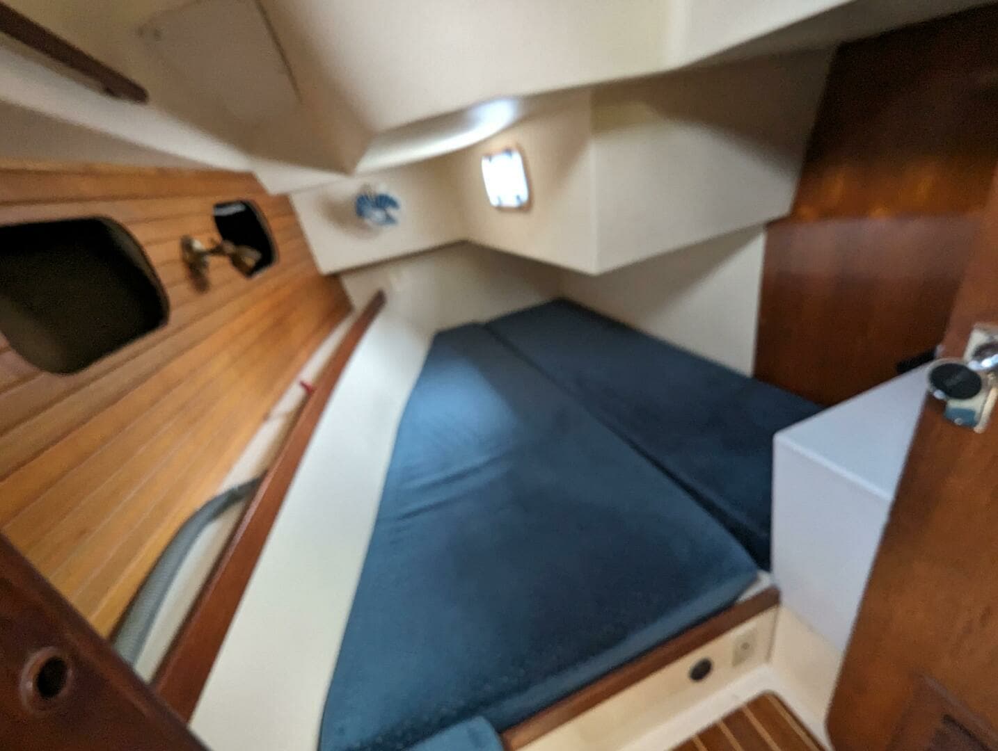 1989 Canadian Sailcraft CS36 Merlin - Image 31
