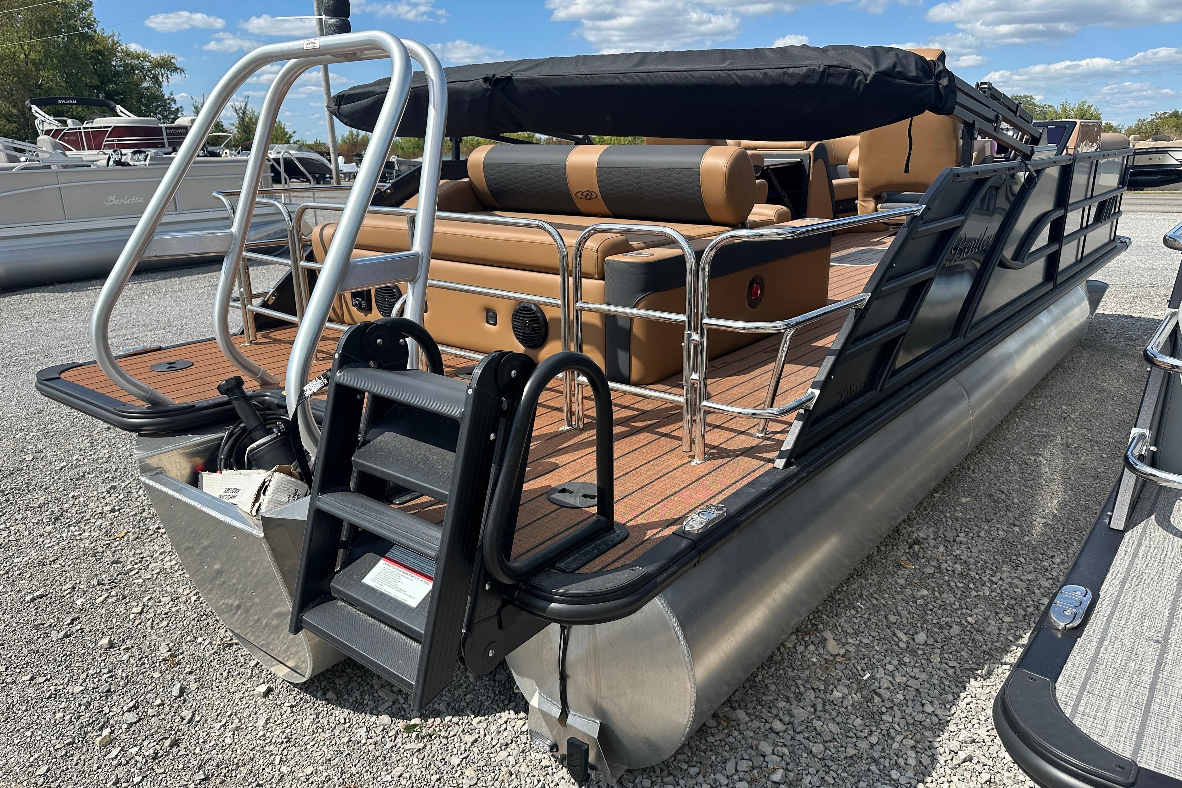 2025 Bentley Pontoons 223 Elite Swingback