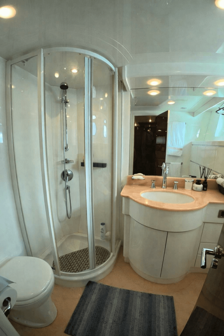 2005 Falcon Falcon 102 Flybridge - Image 18
