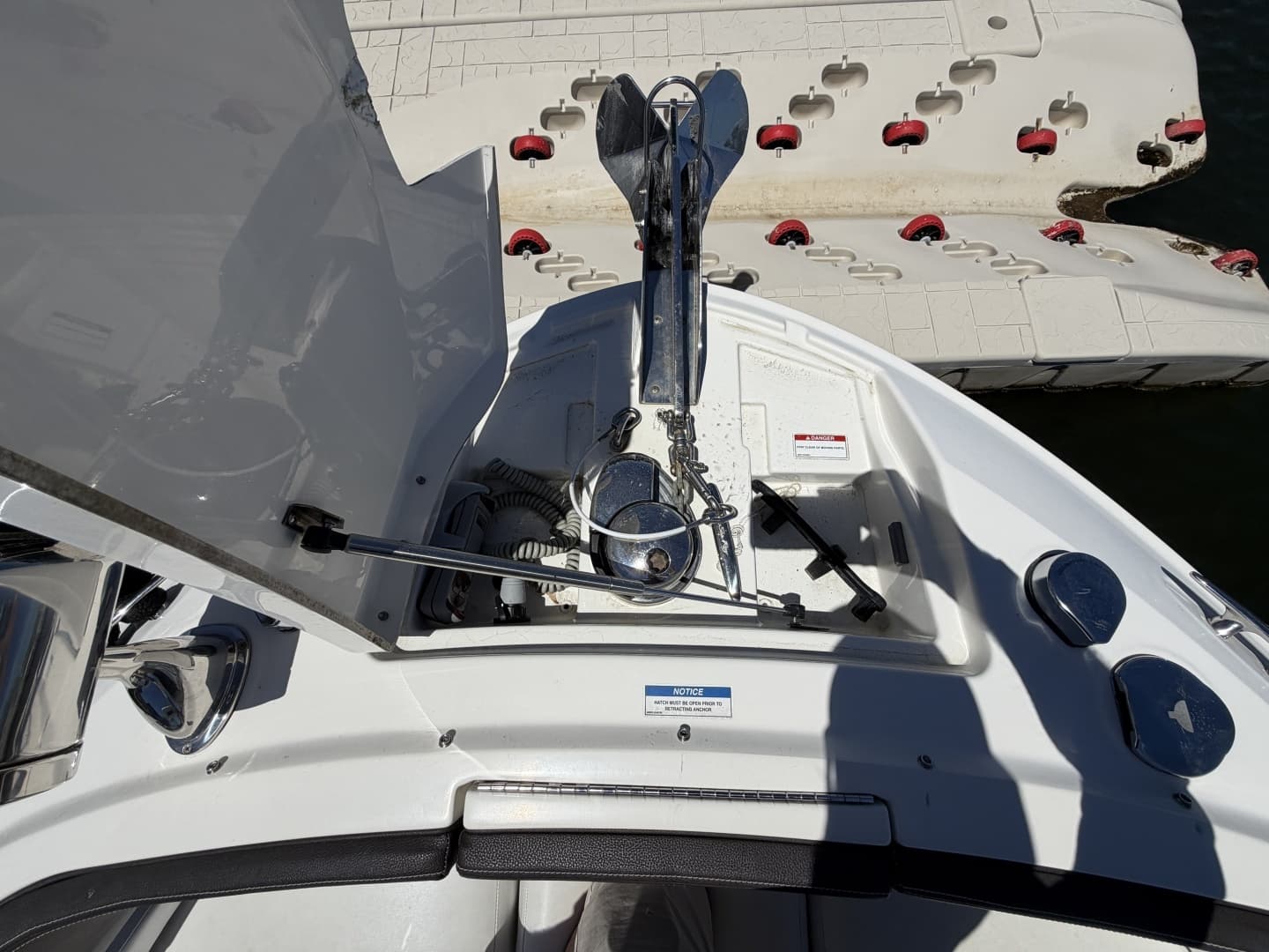 2017 Sea Ray 310 SLX - Image 29