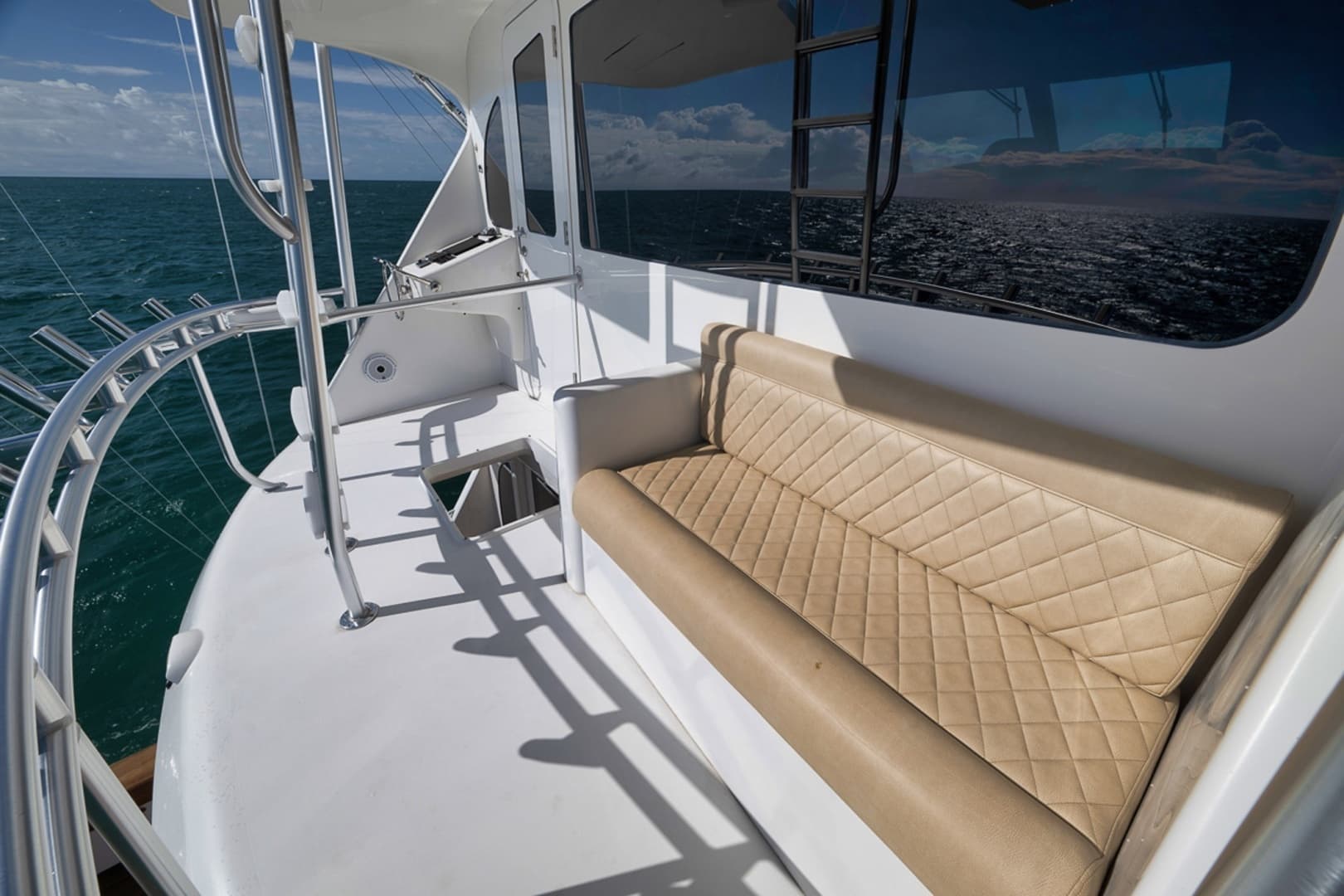 2015 Viking Enclosed Bridge - Image 18