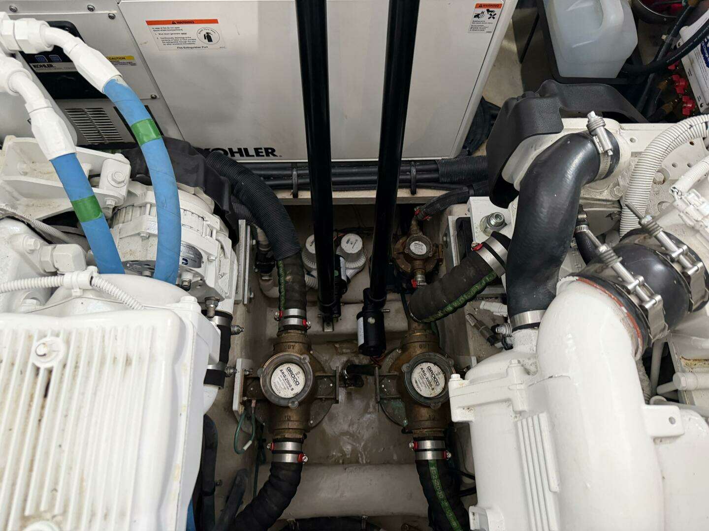 2017 Sea Ray 400 Sundancer - Image 44