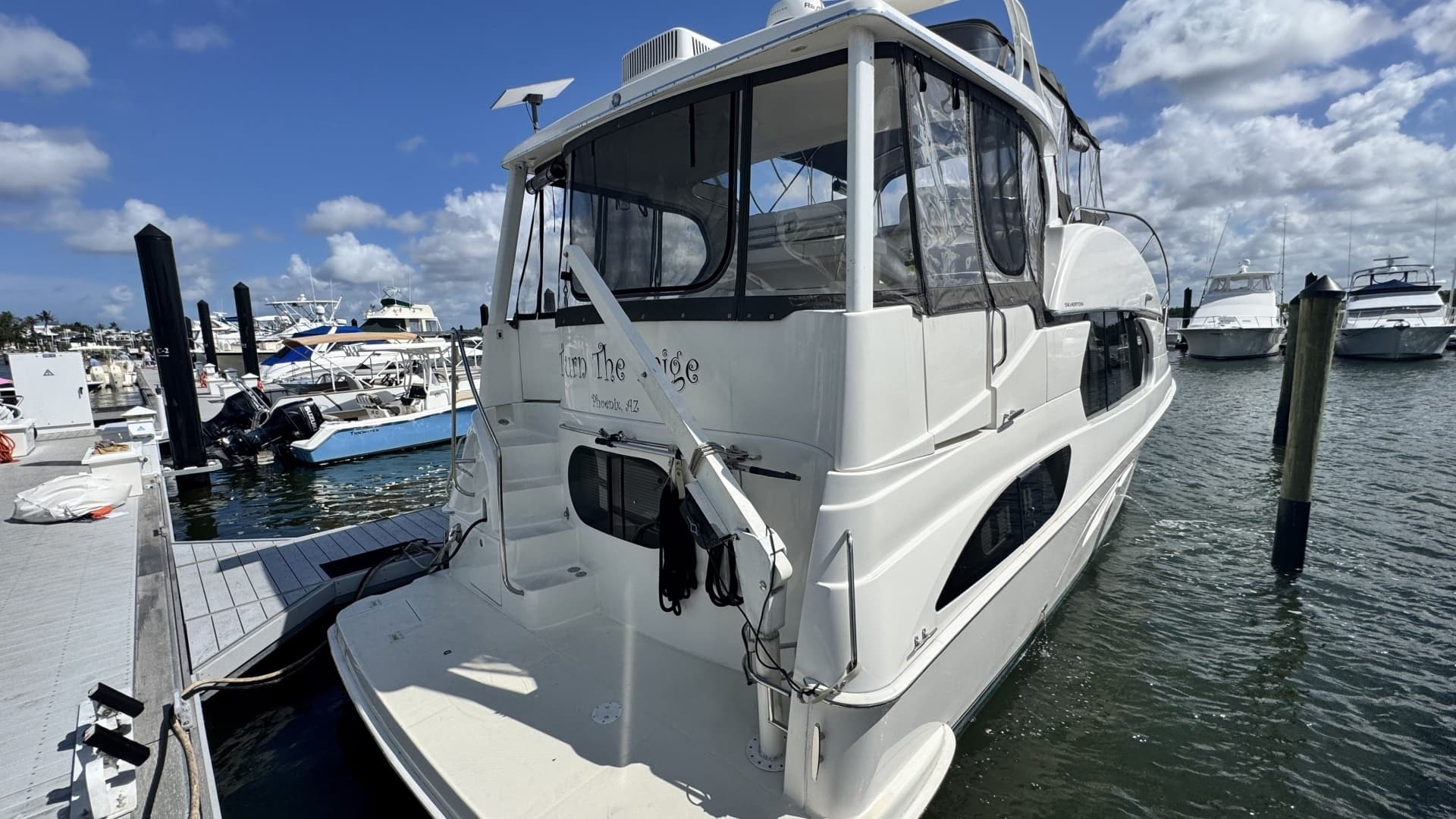 2003 Silverton 43 Motor Yacht - Image 7