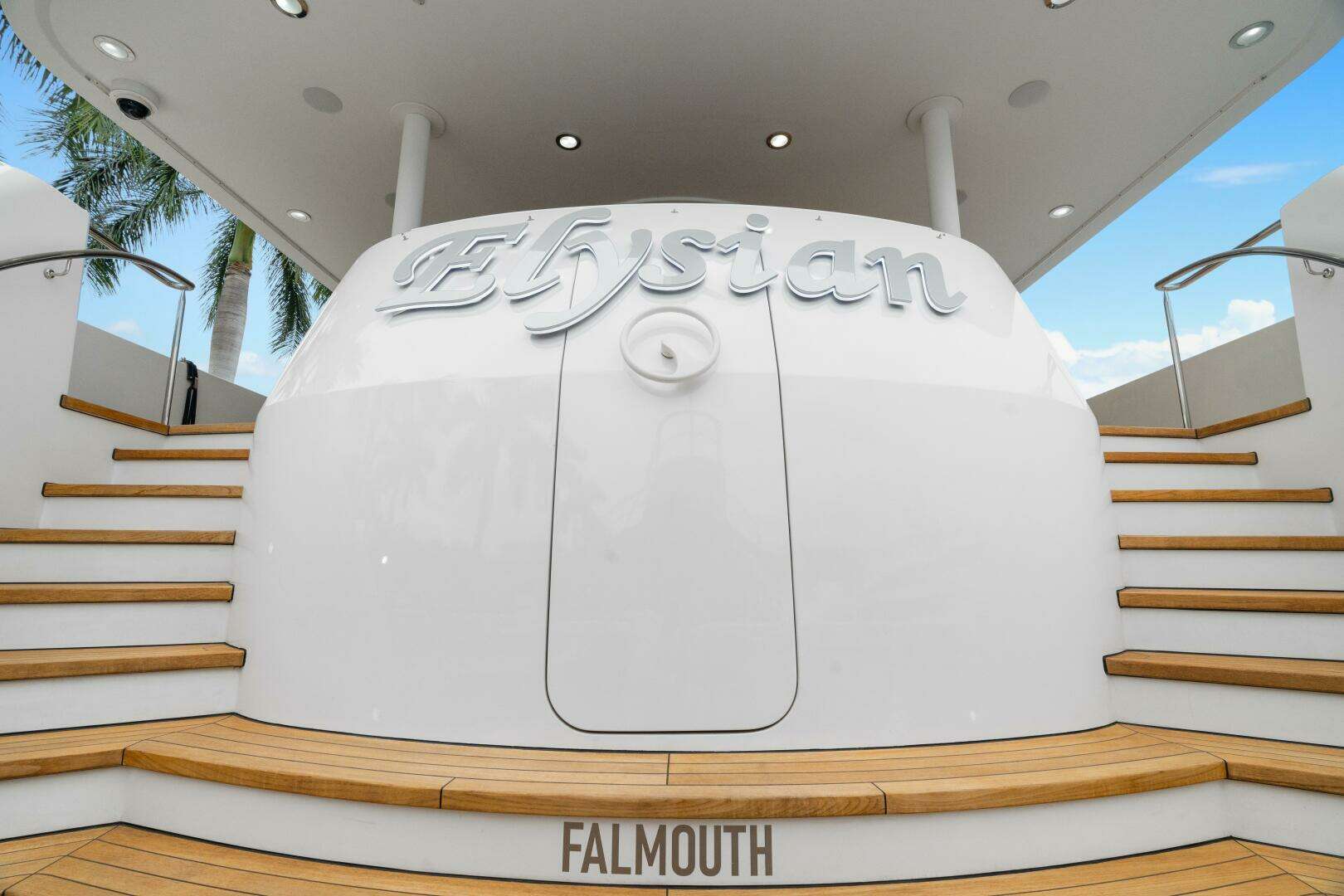 2004 Westport Tri-Deck Motor Yacht - Image 5