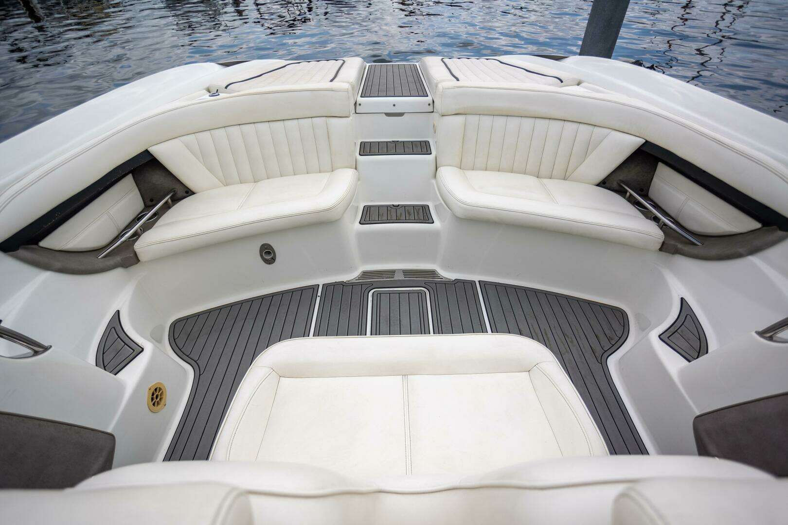 2005 Cobalt 343 - Image 6