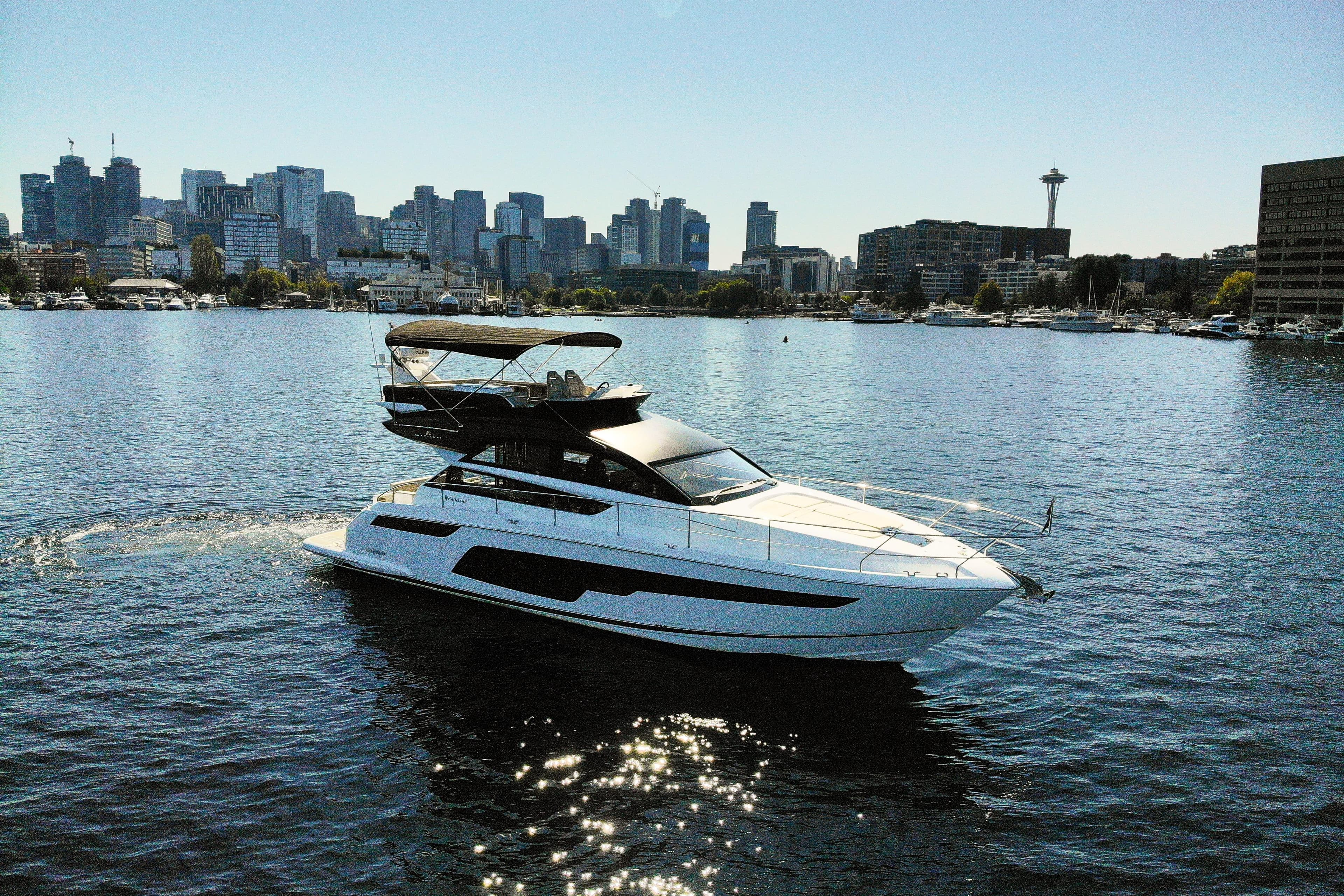 2025 Fairline Squadron 50