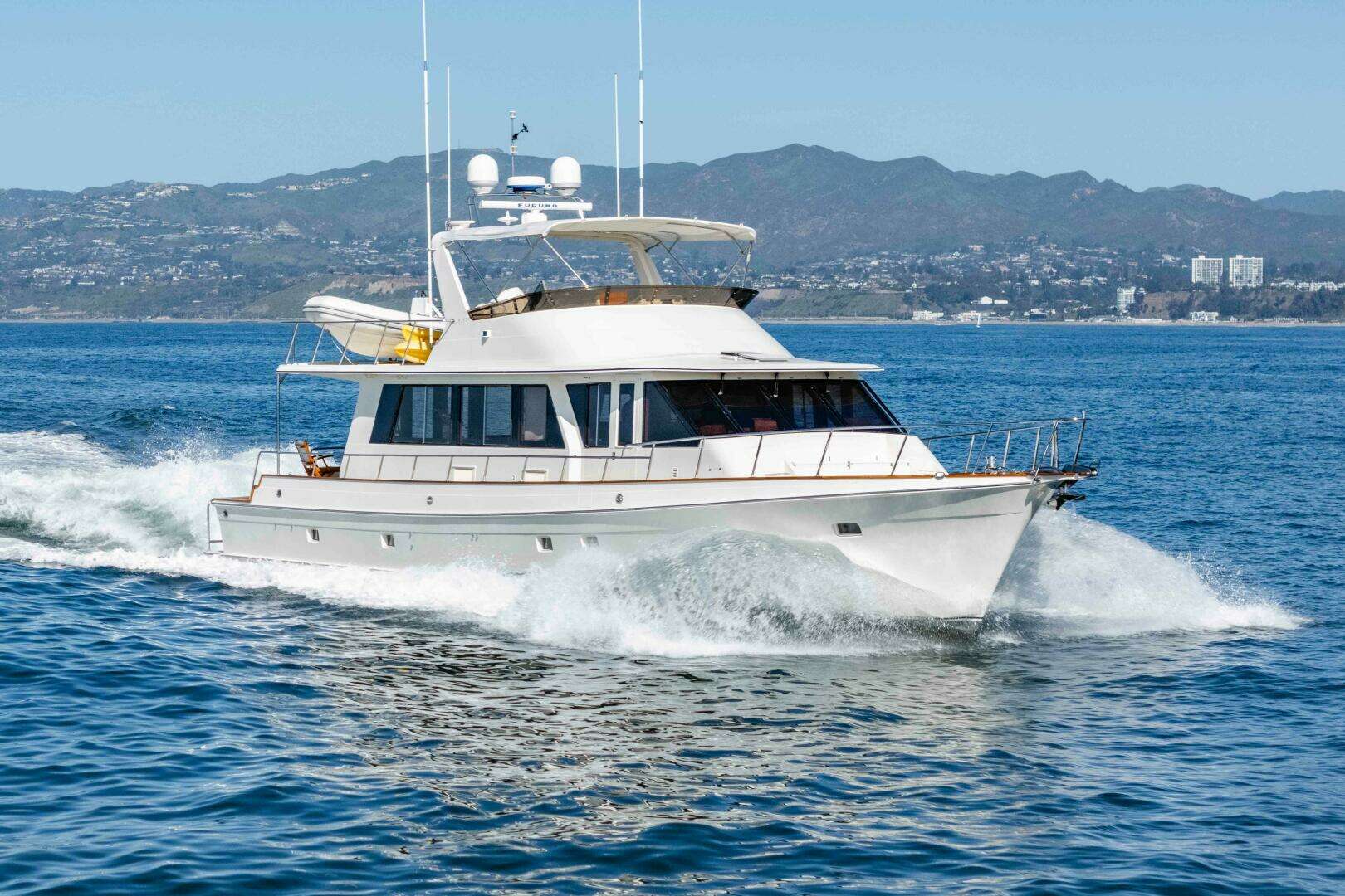 2000 Offshore Yachts Flushdeck - Image 3