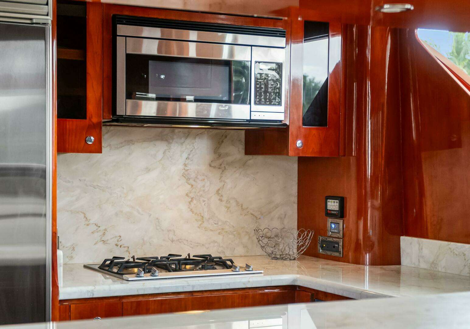 2005 Ocean Alexander 80 motoryacht - Image 21