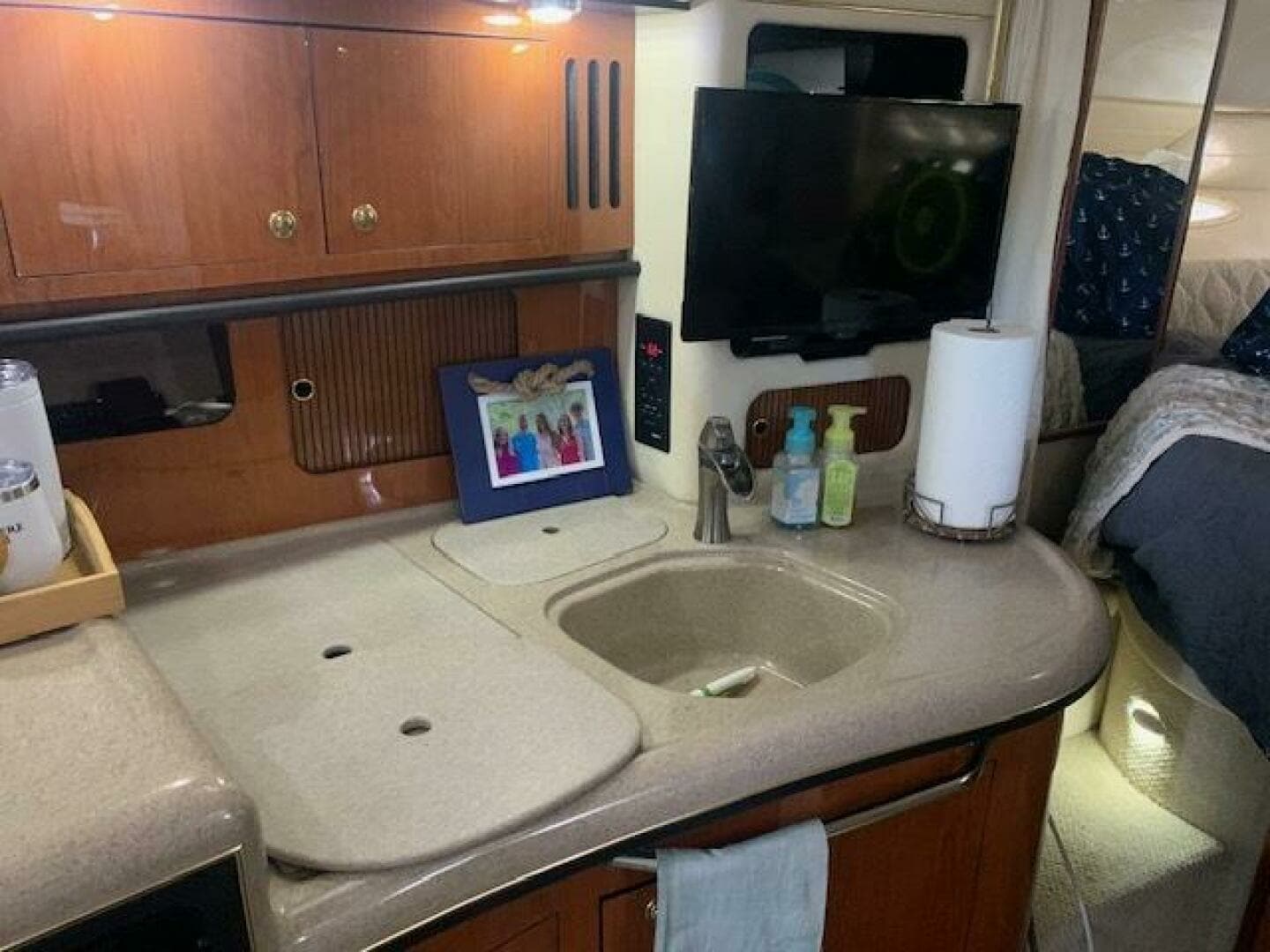2001 Sea Ray 340 Sundancer - Image 24