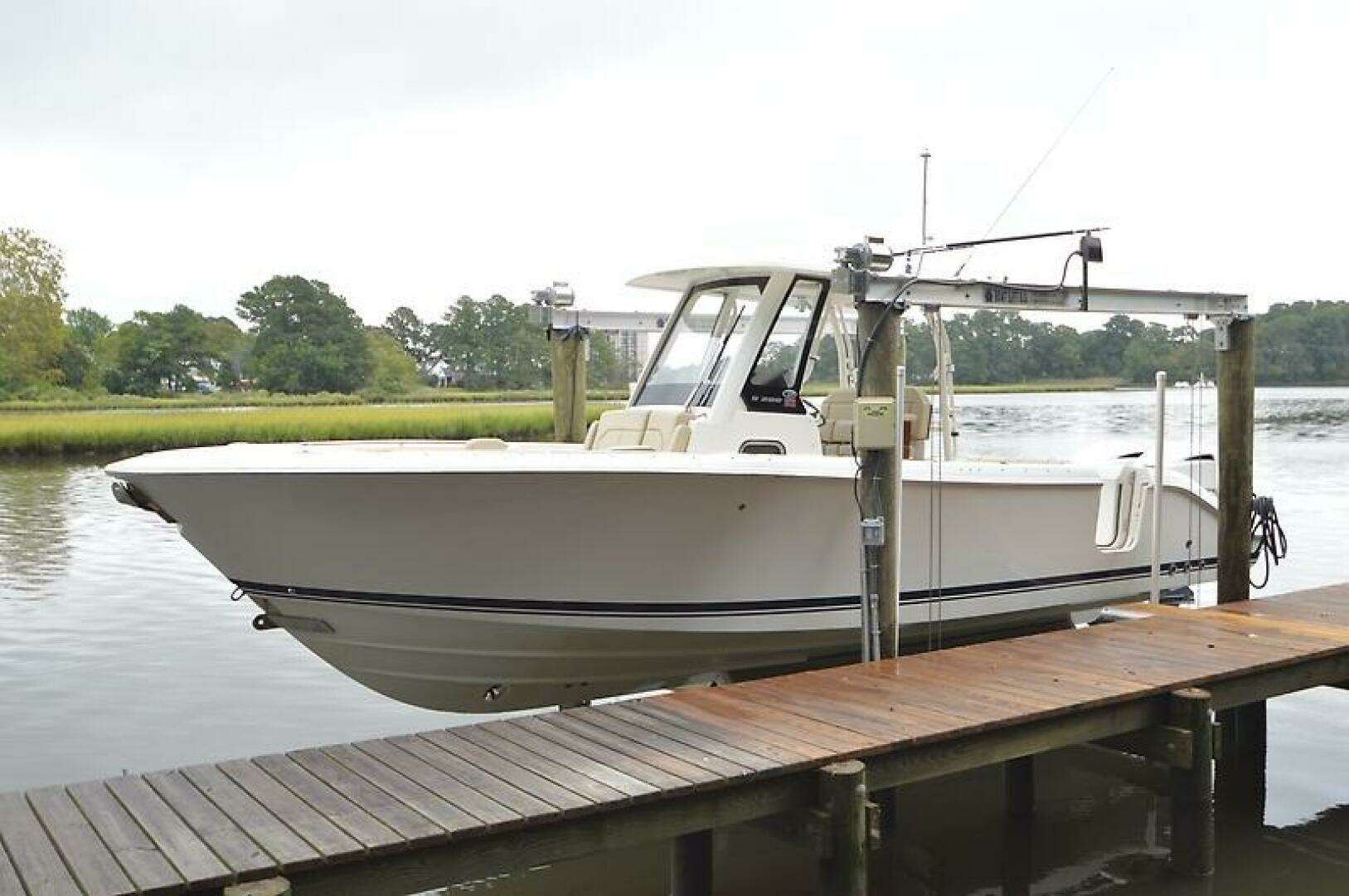2019 Pursuit S 288 - Image 16