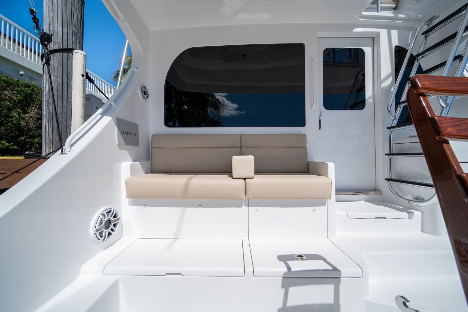 2017 Hatteras 54 GT - Image 9