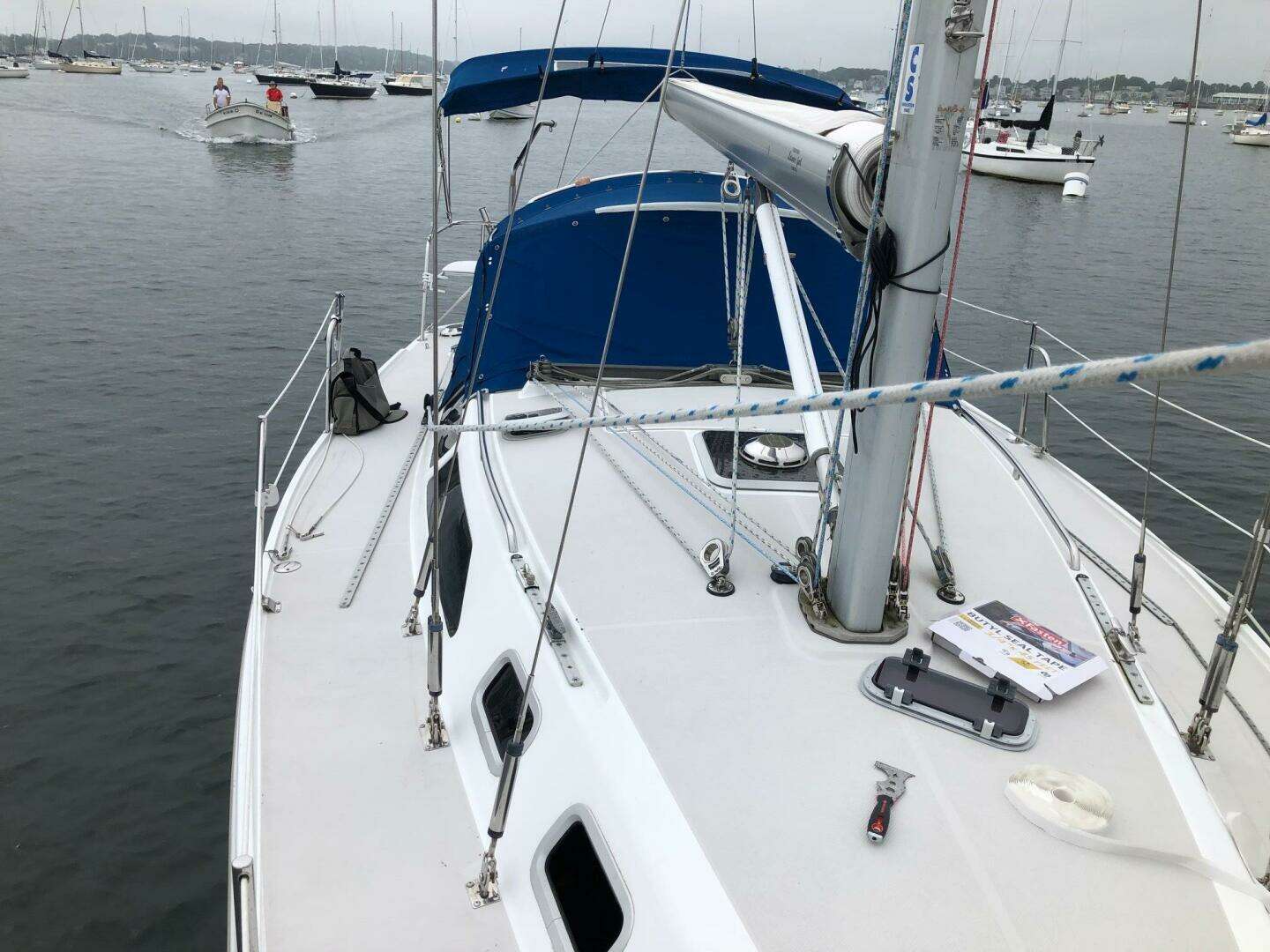 1998 Catalina 320 - Image 16